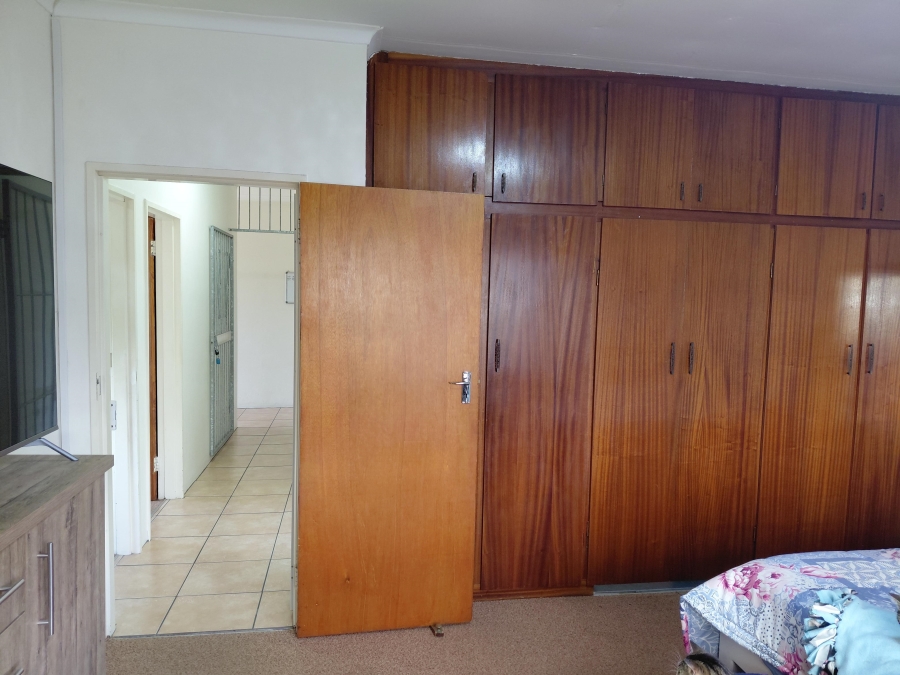 4 Bedroom Property for Sale in Heuwelkruin Eastern Cape